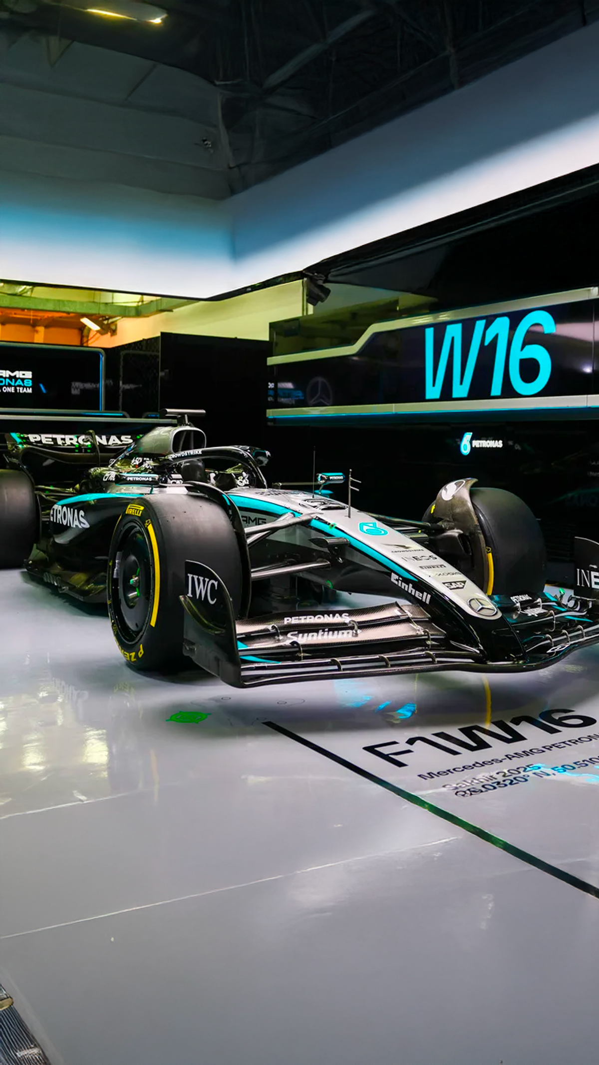 Mercedes-AMG hybrid and all-electric models