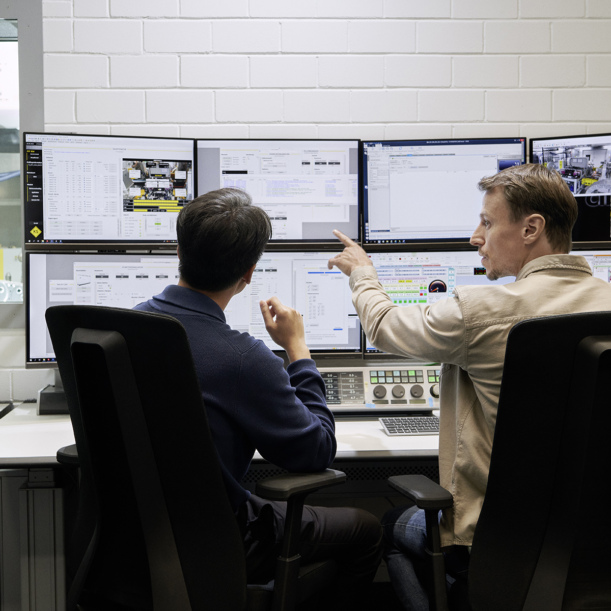 Évoluer au sein de Mercedes-Benz Évoluer au sein de Mercedes-Benz