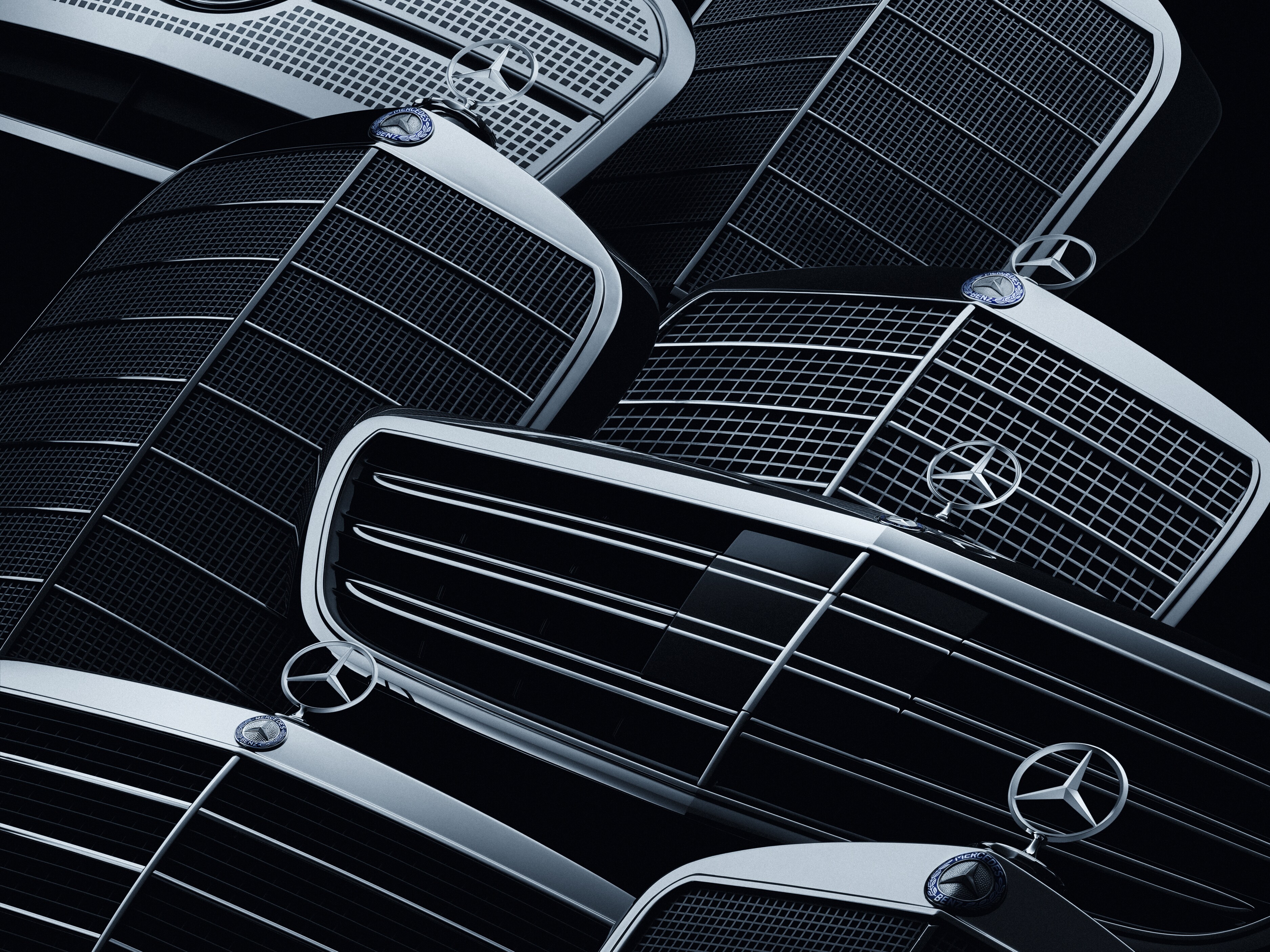 140 ans de l'automobile, 130 ans de transport, 100 ans de Mercedes-Benz