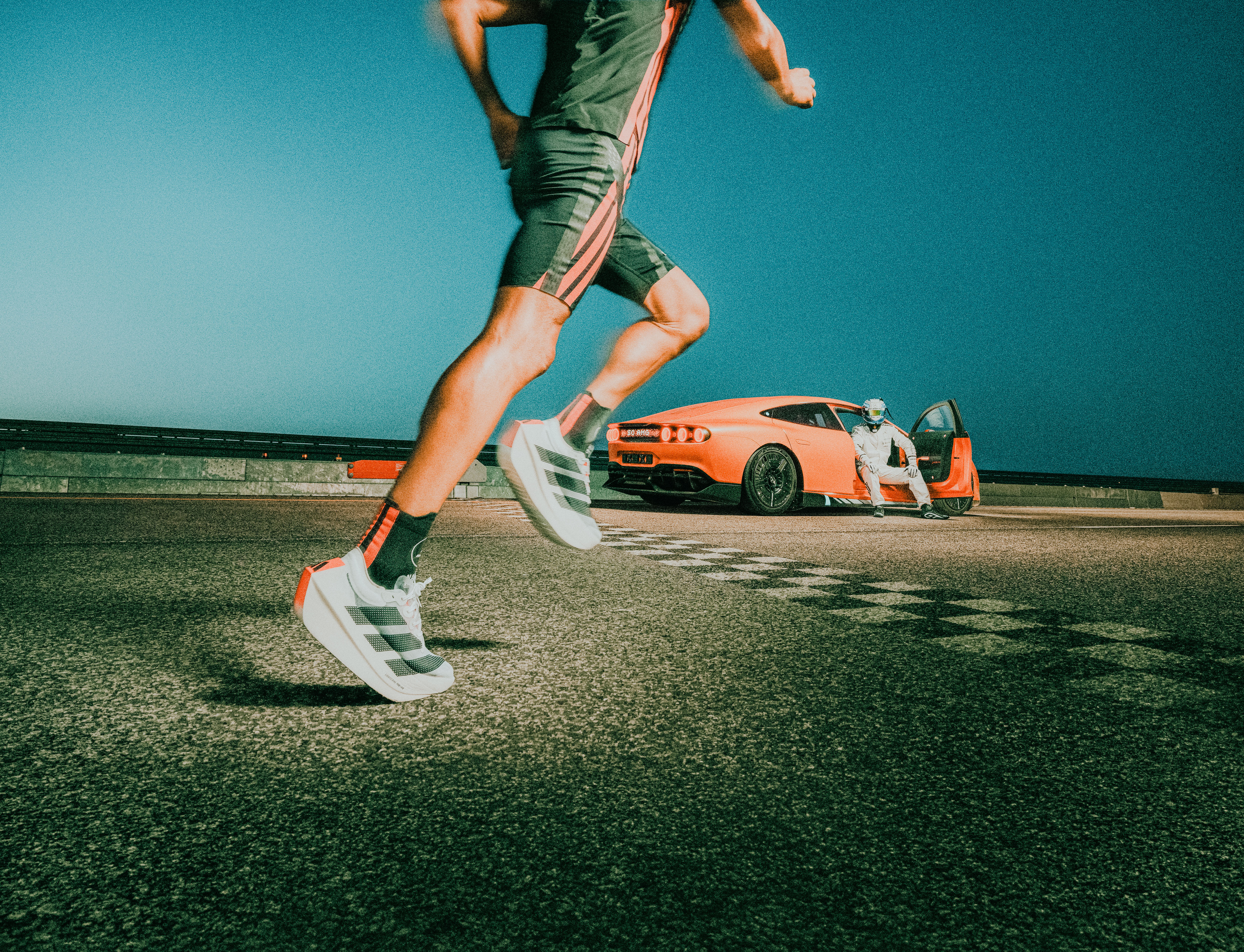 Collaboration Mercedes-Benz AMG x Adidas Collaboration Mercedes-Benz AMG x Adidas