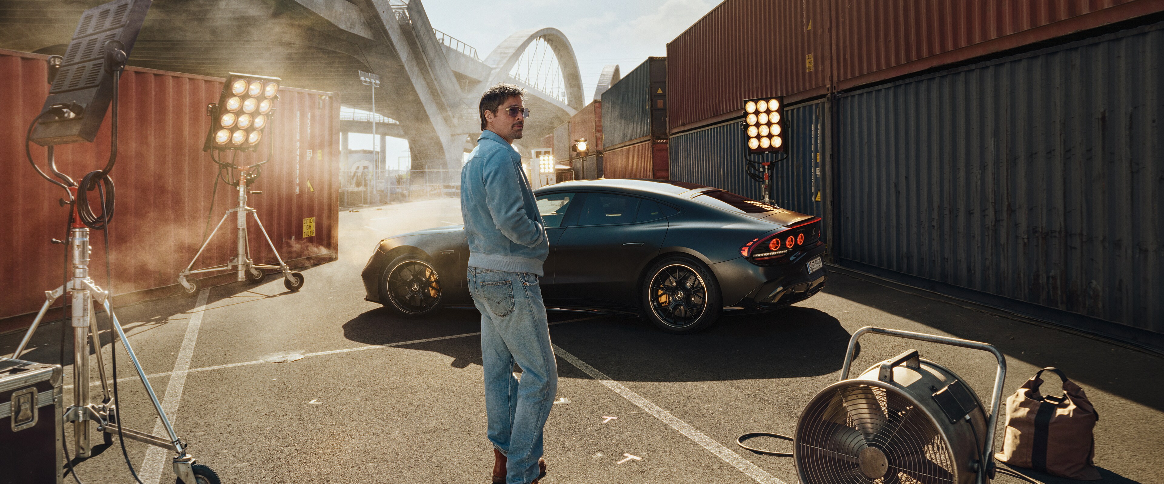 Brad Pitt et le Nouveau Mercedes-AMG GT Coupé 4 portes