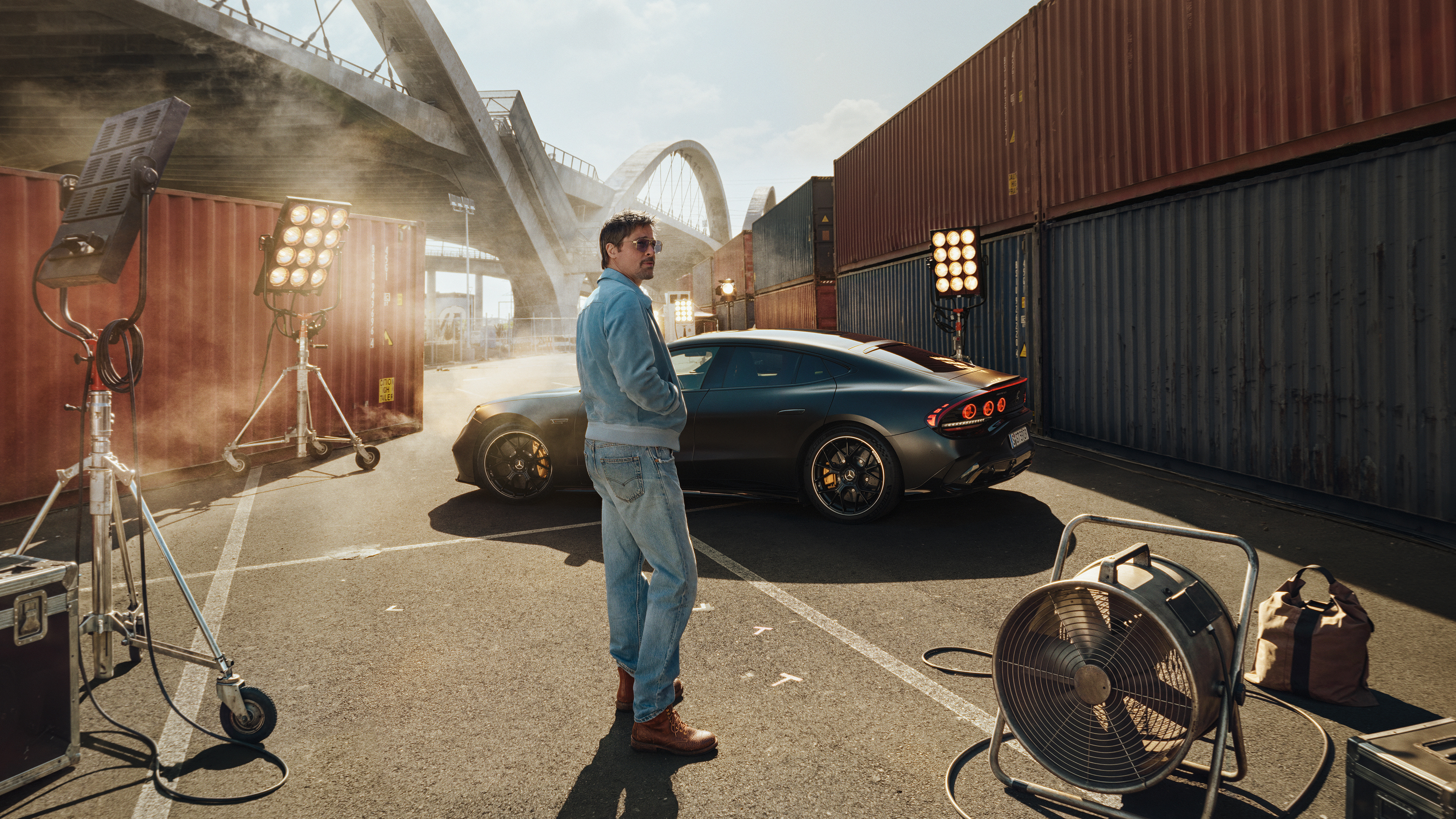 Brad Pitt et le Nouveau Mercedes-AMG GT Coupé 4 portes Brad Pitt et le Nouveau Mercedes-AMG GT Coupé 4 portes