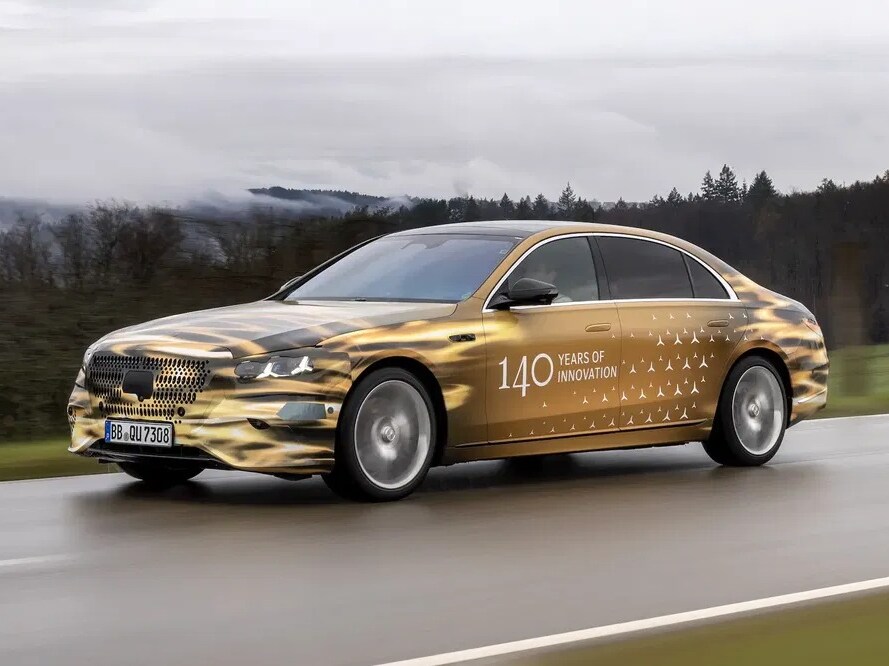 140 ans de l'automobile, 130 ans de transport, 100 ans de Mercedes-Benz