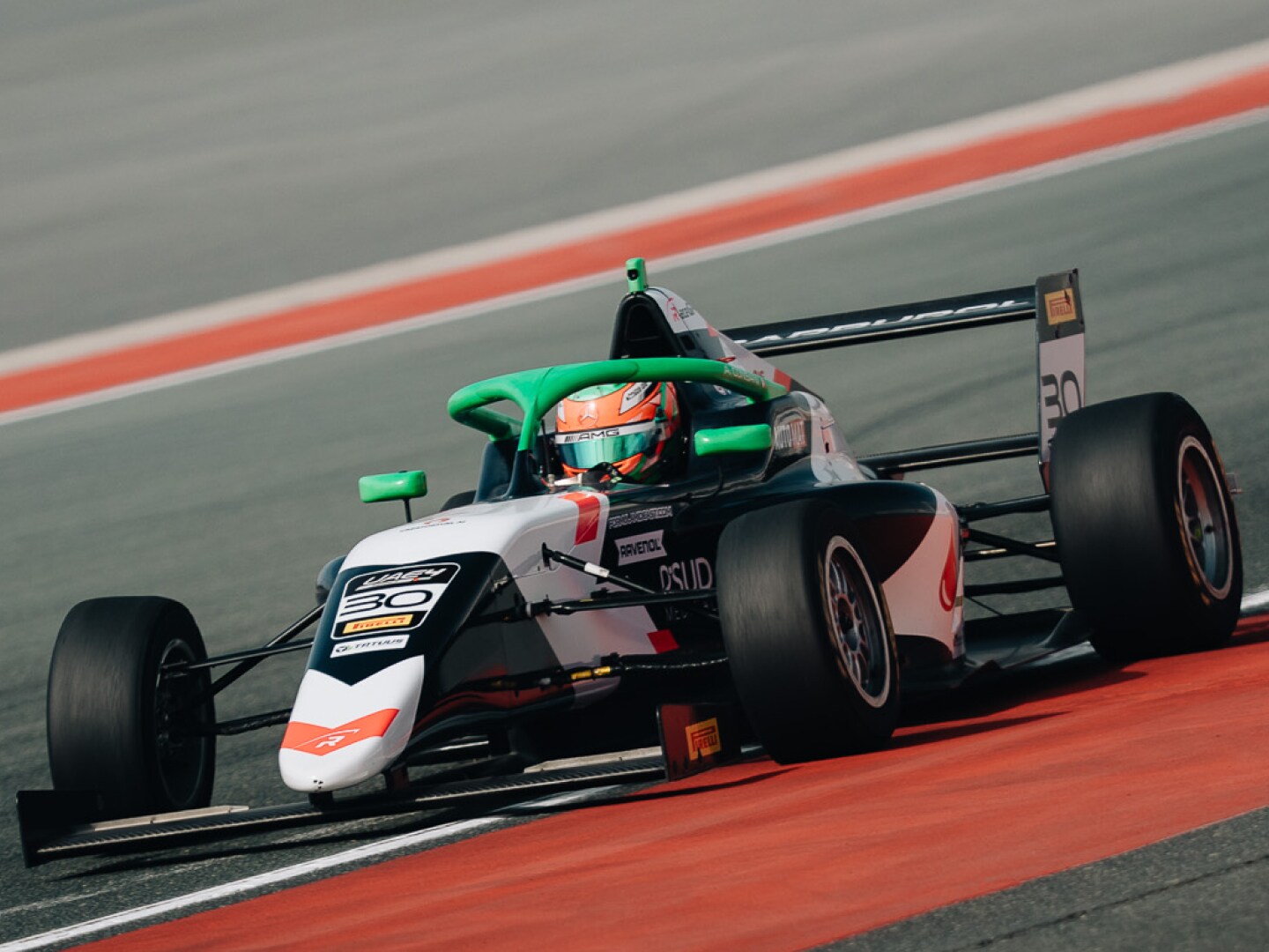 Mercedes-AMG PETRONAS F1 mise sur les talents d’aujourd’hui et de demain.