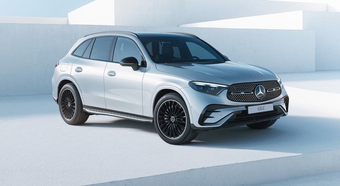 La Mercedes-Benz GLC dans une vue de 3/4 avant.