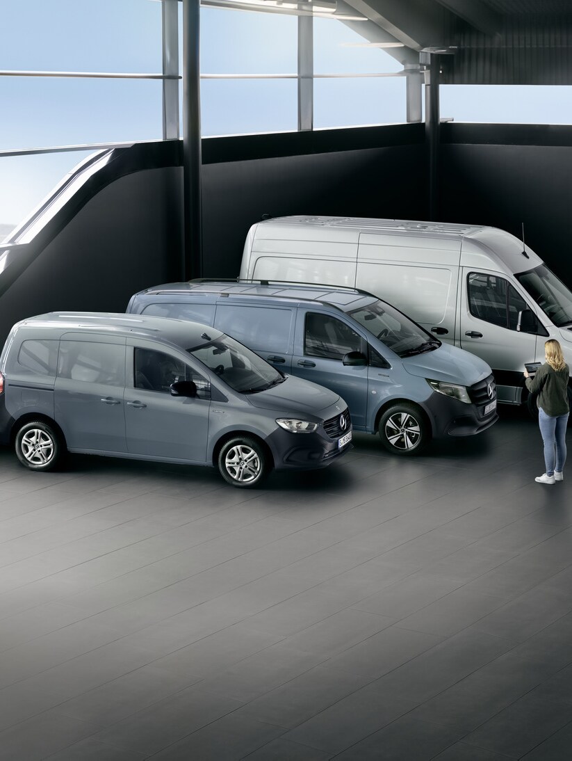 Des services spéciaux tels que la réparation des vitres ou l'entreposage des pneus vous sont proposés à prix fixes dans le Mercedes-Benz Van ProCenter.