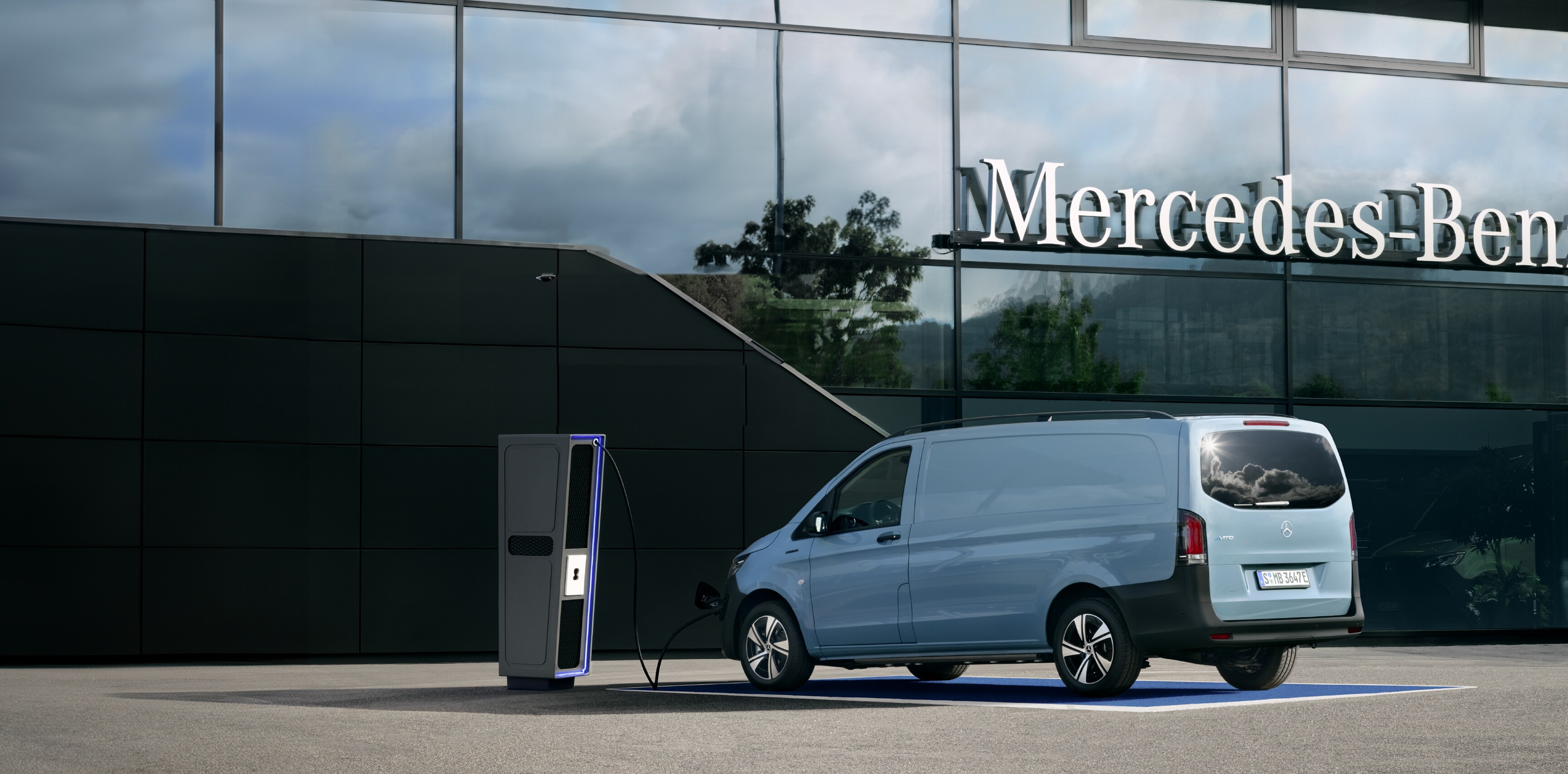 Dans le Van ProCenter, nous vous proposons des véhicules tels que le fourgon Mercedes-Benz Citan avec de nombreuses prestations de mobilité.
