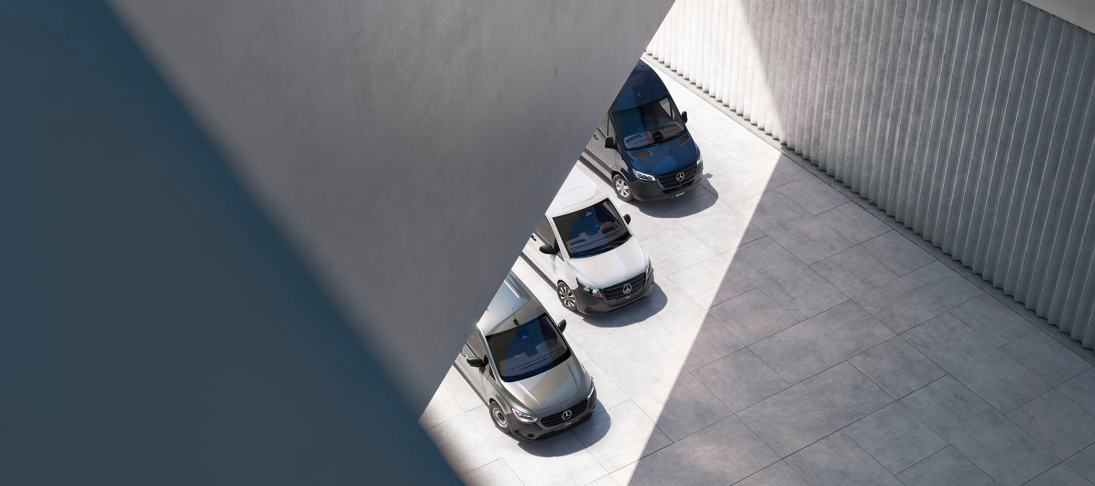 Image représentant trois véhicules utilitaires Mercedes-Benz Mercedes-Benz Véhicules Utilitaires