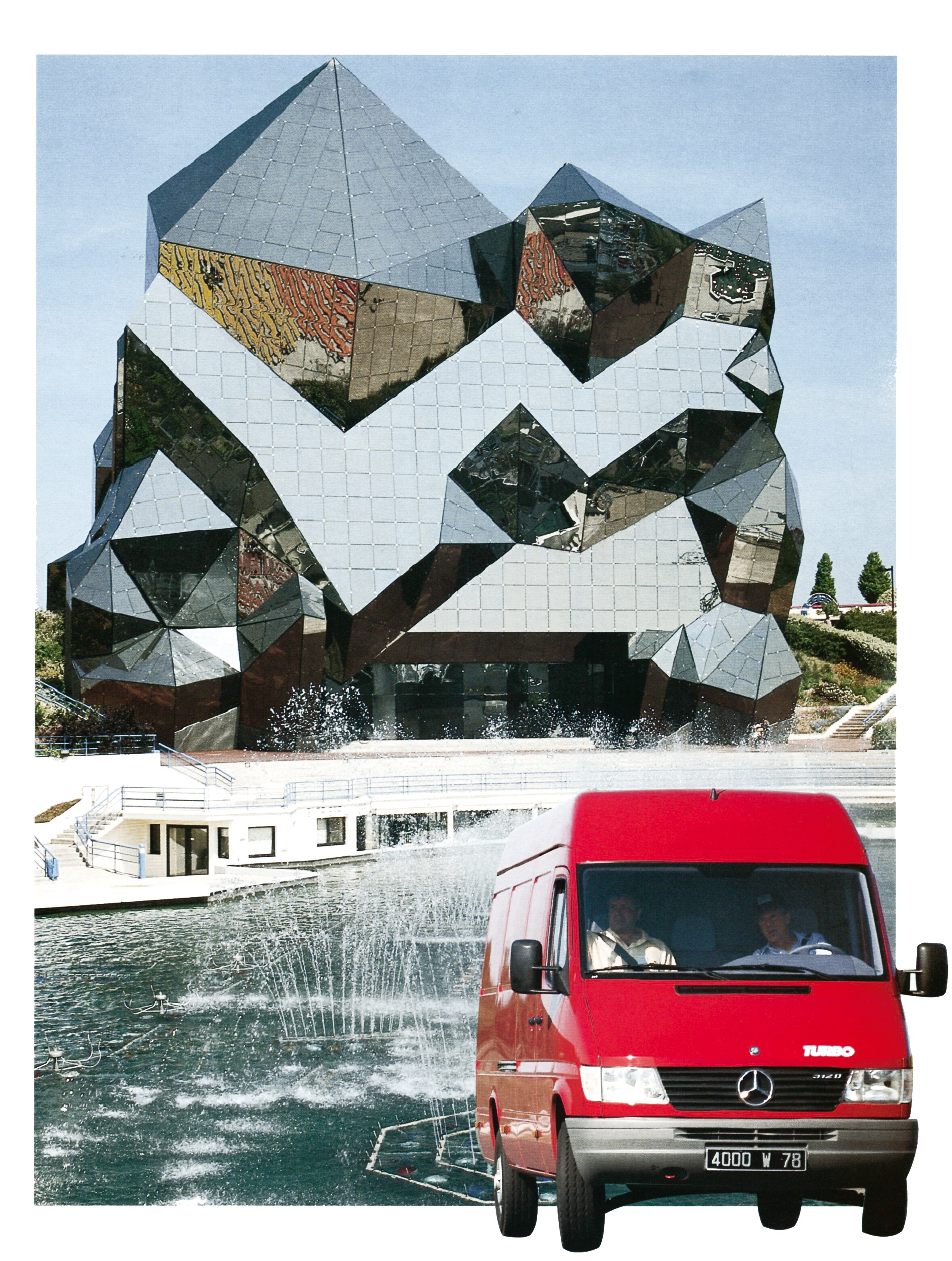 Lancement en mai. Elu Van of the Year en septembre.  