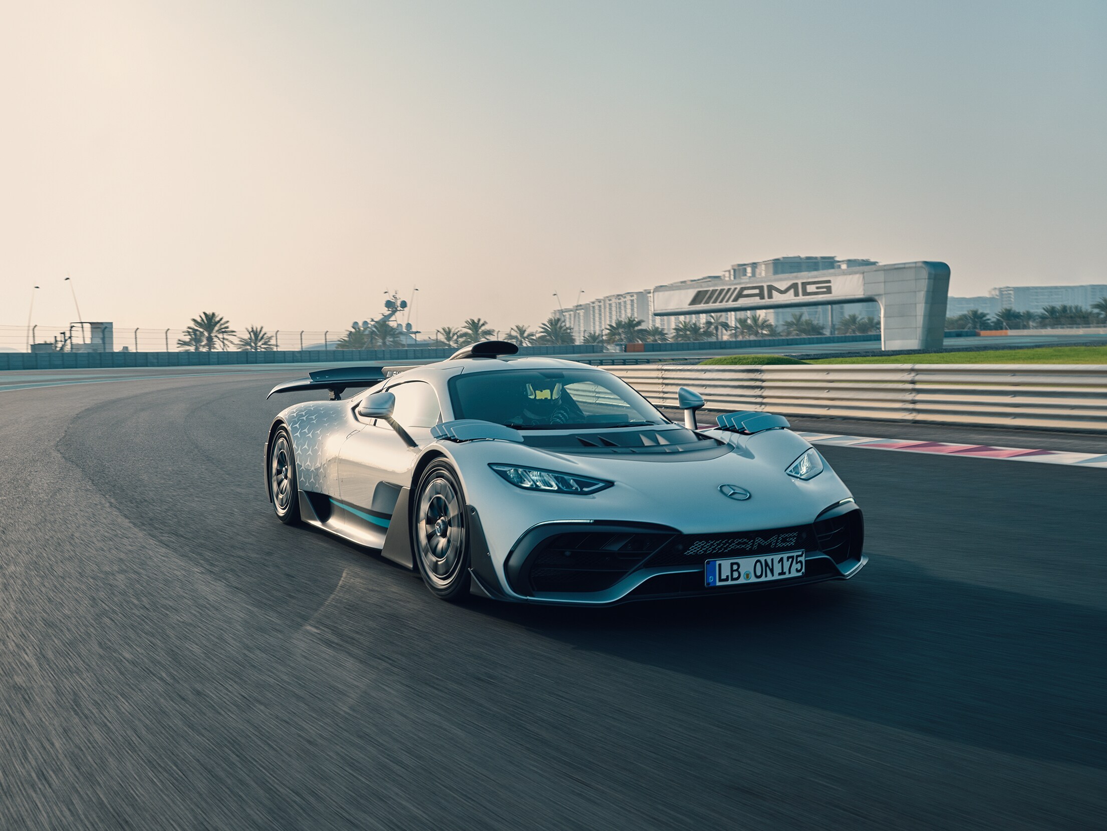 Mercedes-AMG ONE sur le circuit