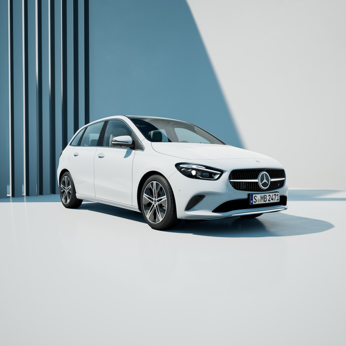 La Mercedes-Benz Classe B dans une vue avant.
