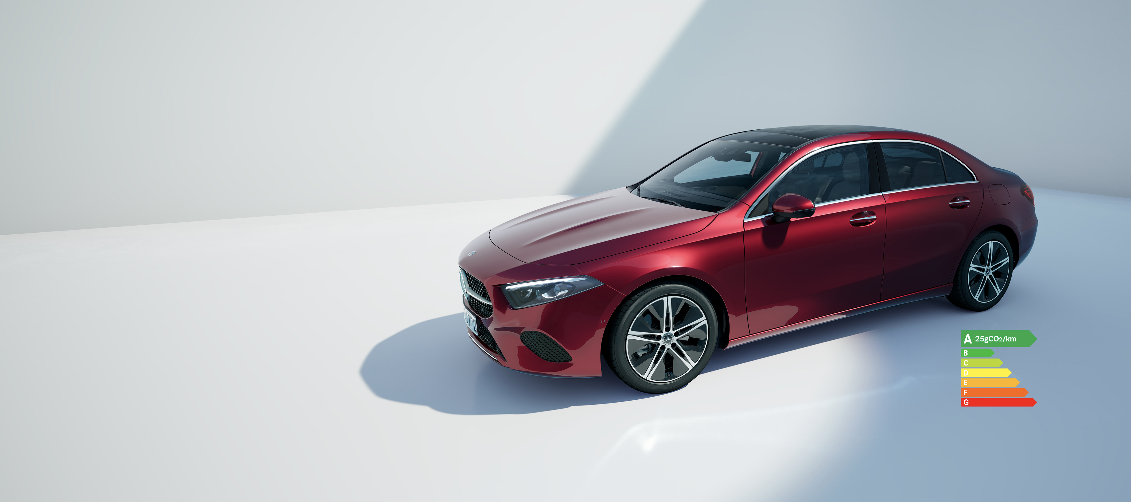 GLBPoints forts | Classe A Berline | Mercedes-Benz La Classe A Berline de Mercedes-Benz dans une vue 3/4 avant.