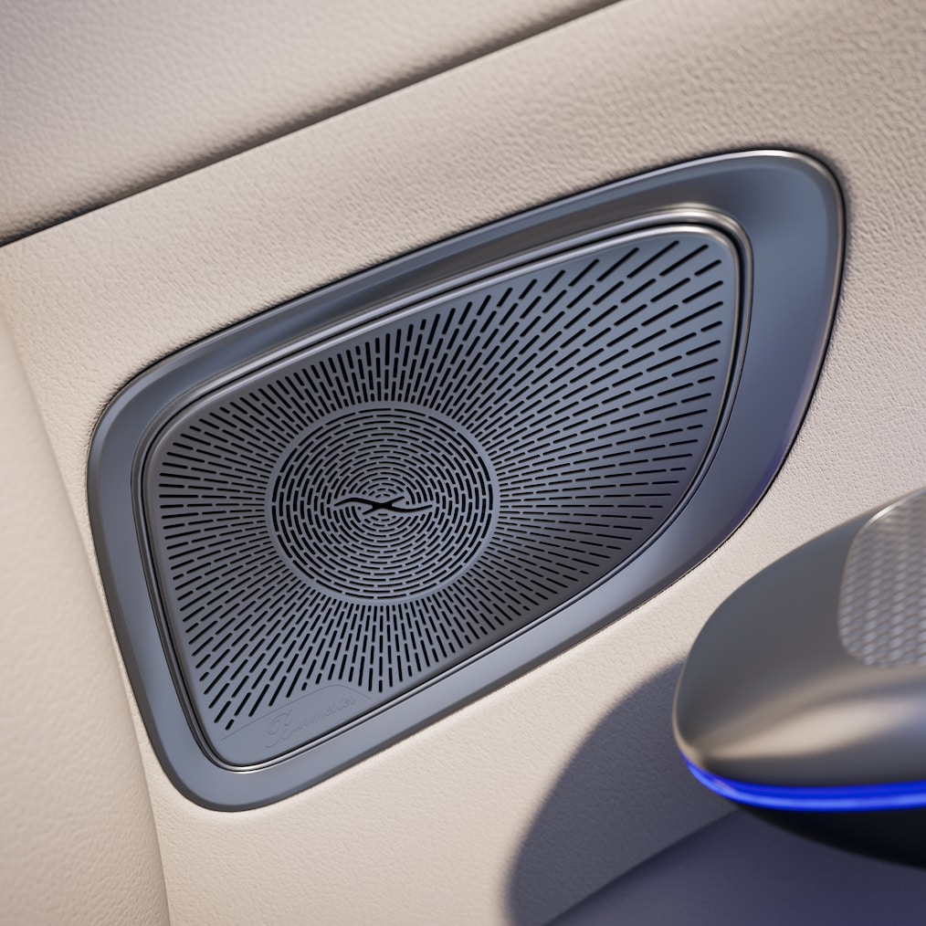 Le système de sonorisation surround Burmester® 3D dans la nouvelle Classe&nbsp;C&nbsp;Break de Mercedes-Benz.