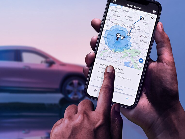 L’application Mercedes me sur un smartphone.
