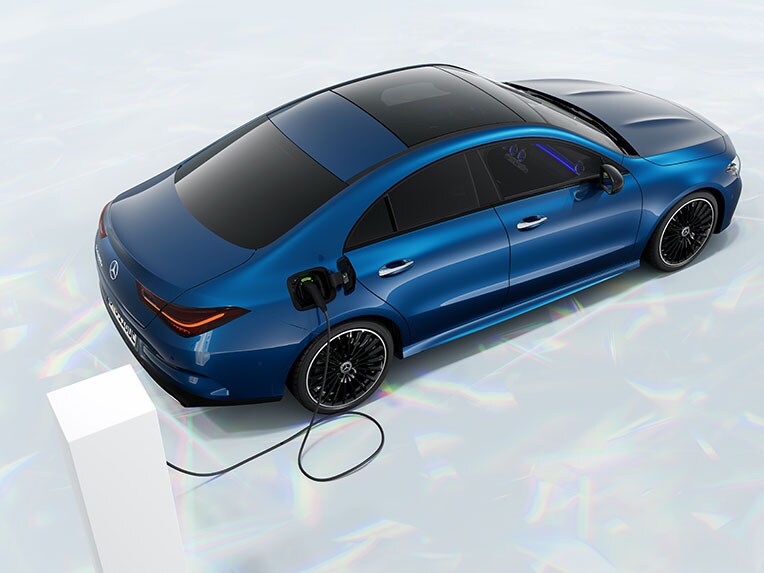 La nouvelle Mercedes-Benz CLA Coupé comme hybride rechargeable.