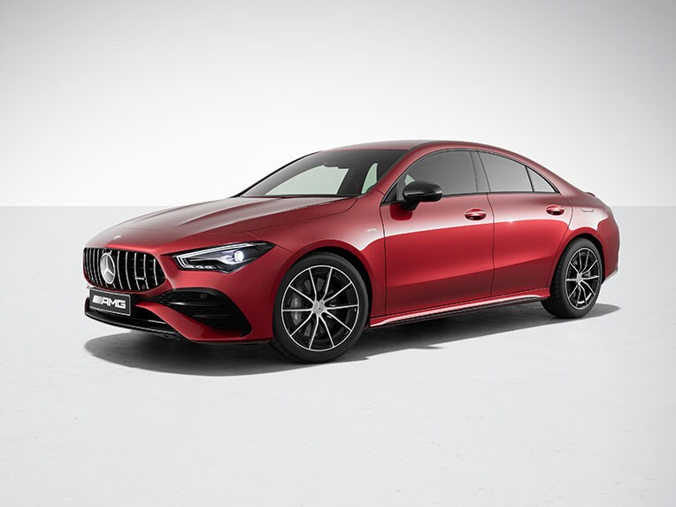 Le CLA 35 4MATIC de Mercedes-AMG avec le Pack Nuit AMG