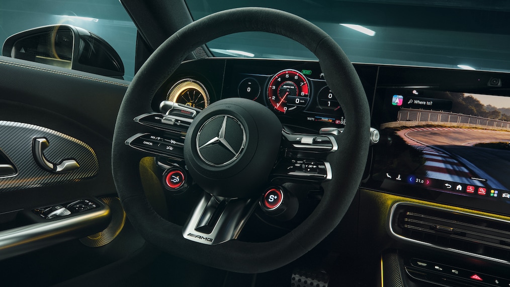 Le moteur AMG du tout nouveau Mercedes-AMG CLA 45 4MATIC+ électrique.