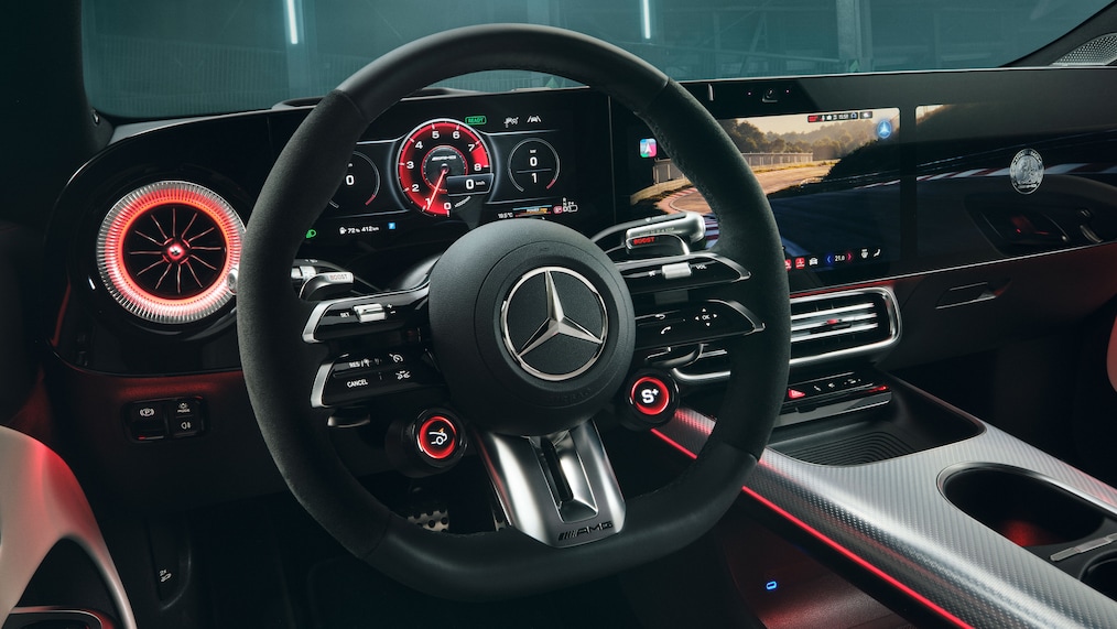Le moteur AMG de la toute nouvelle Mercedes-AMG CLA 45 4MATIC+ Shooting Brake électrique.