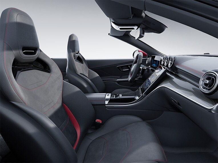 Le Pack Sièges Performance AMG Advanced dans le CLE Cabriolet de Mercedes-AMG.
