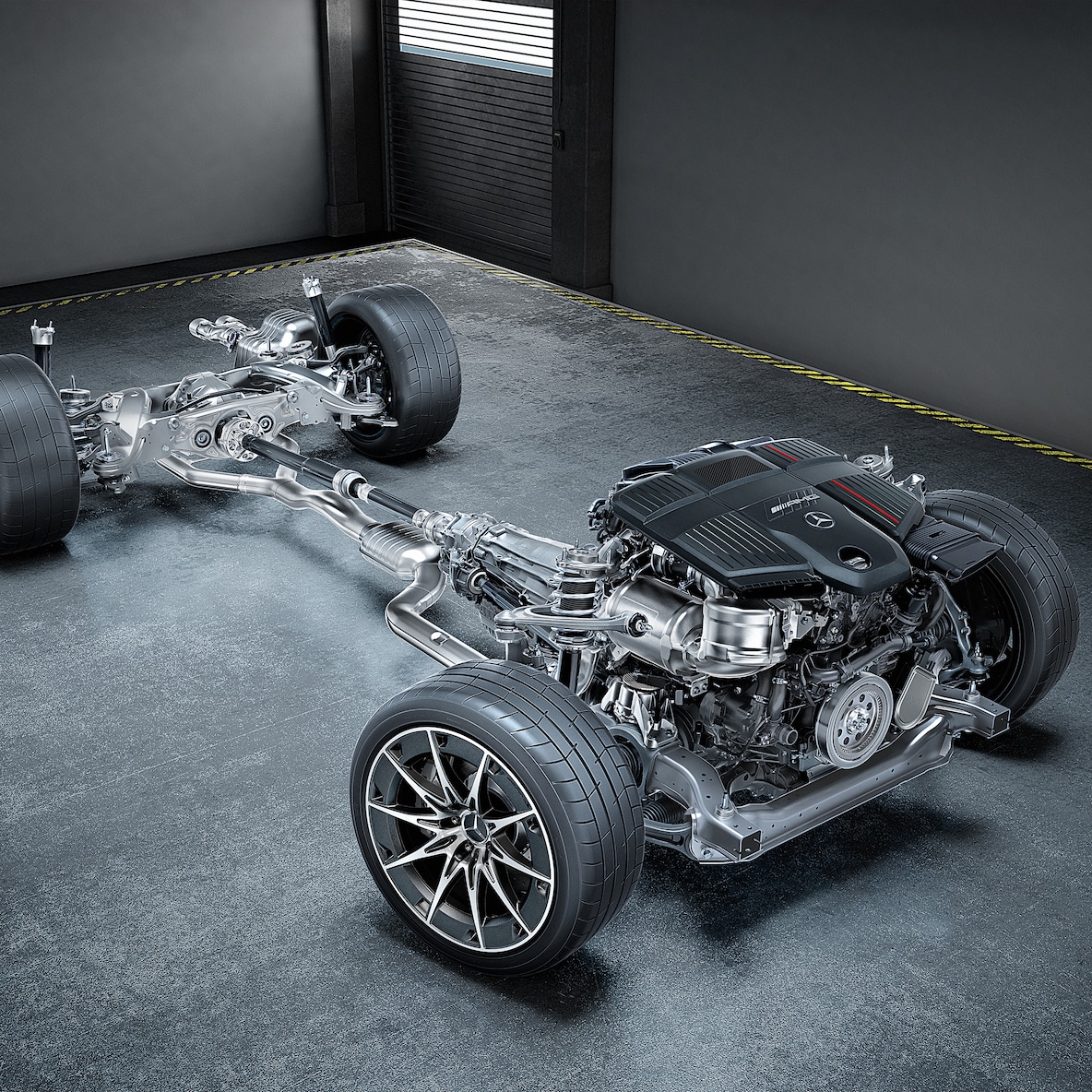 Le CLE Cabriolet de Mercedes-AMG avec Pack Carbone Extérieur AMG II en option.
