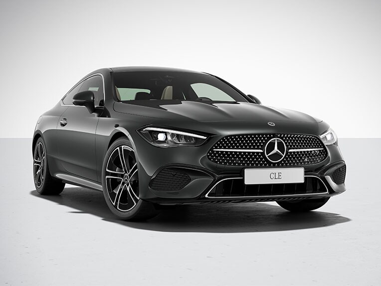 Une vue détaillée de la voiture de luxe CLE Coupé de Mercedes-Benz.