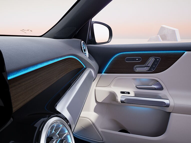 L’éclairage d'ambiance du nouvel EQB de Mercedes-Benz.