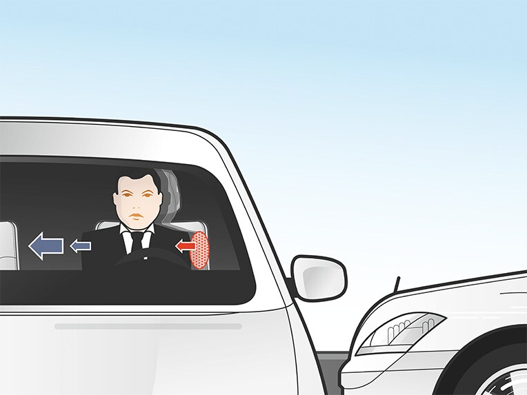 Pack Assistance à la conduite Plus | EQE Berline | Mercedes-Benz