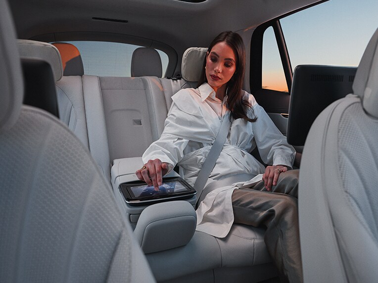 Location| EQS SUV | Mercedes-Benz