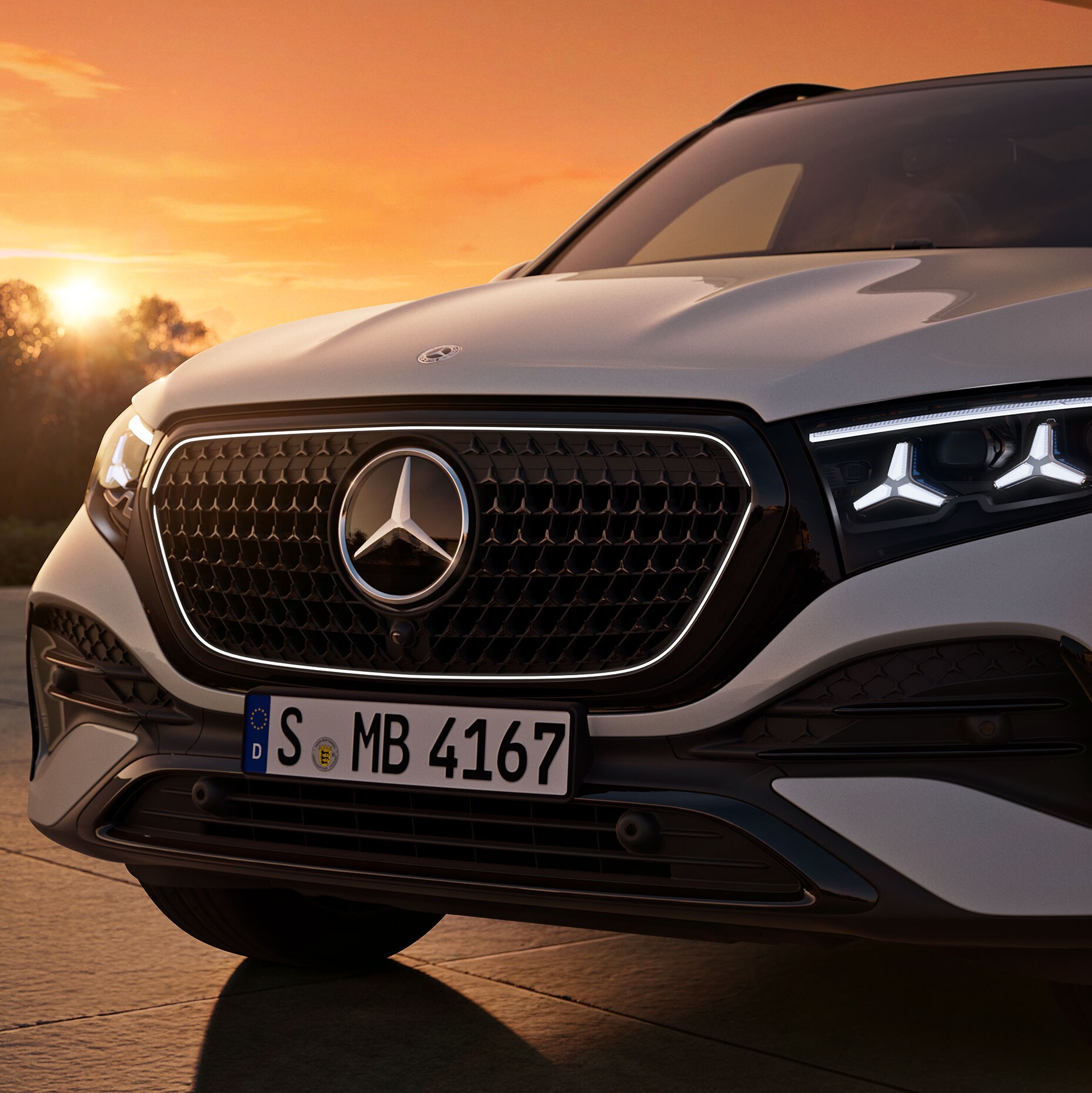 C.B.GB.140Y_W198_EXT-Full-Front-Open-Doors