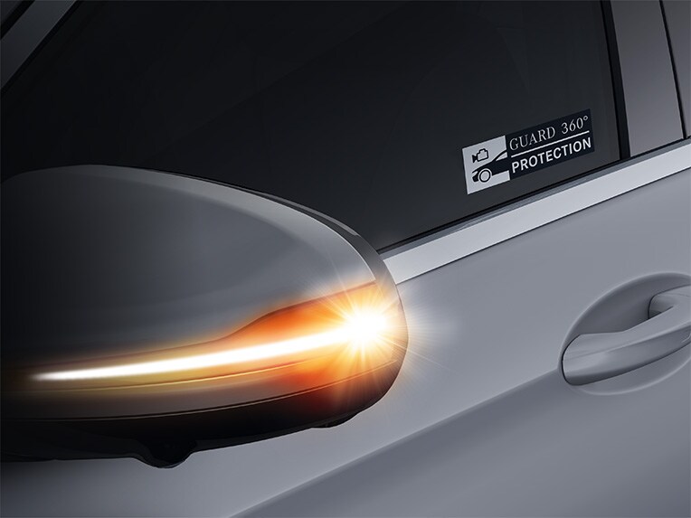 Une illustration de la fonction de protection du véhicule GUARD 360° de la Mercedes-Maybach Classe S.