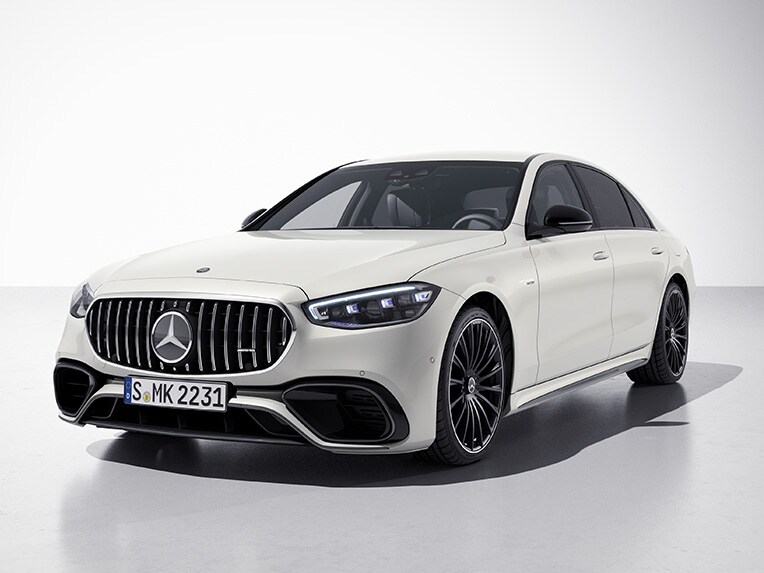 L'extérieur de la Mercedes-AMG S 63 E PERFORMANCE Berline avec le Pack Nuit AMG.