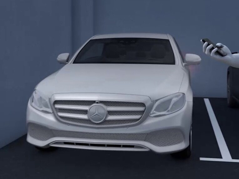 Graphique du Pack Stationnement avec fonctions de stationnement à distance de la Mercedes-Benz Classe S Berline.