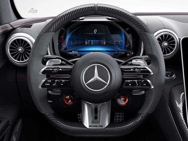 Le volant Performance AMG dans la Mercedes-AMG SL Roadster.