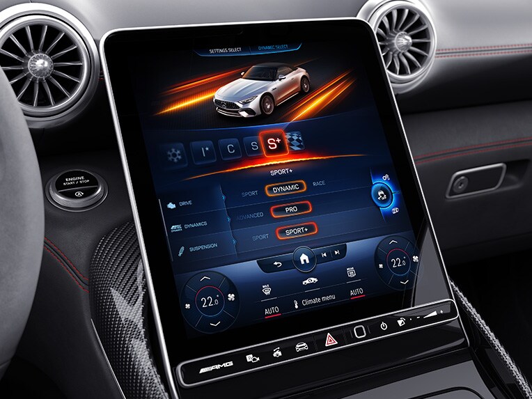 Le Pack DYNAMIC PLUS AMG dans l'habitacle de la Mercedes-AMG SL Roadster.
