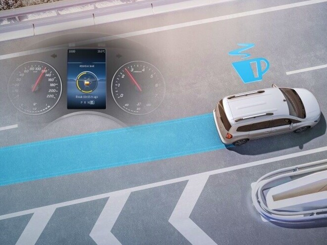 Le système d’aide à la conduite ATTENTION ASSIST de la Classe T de Mercedes-Benz.