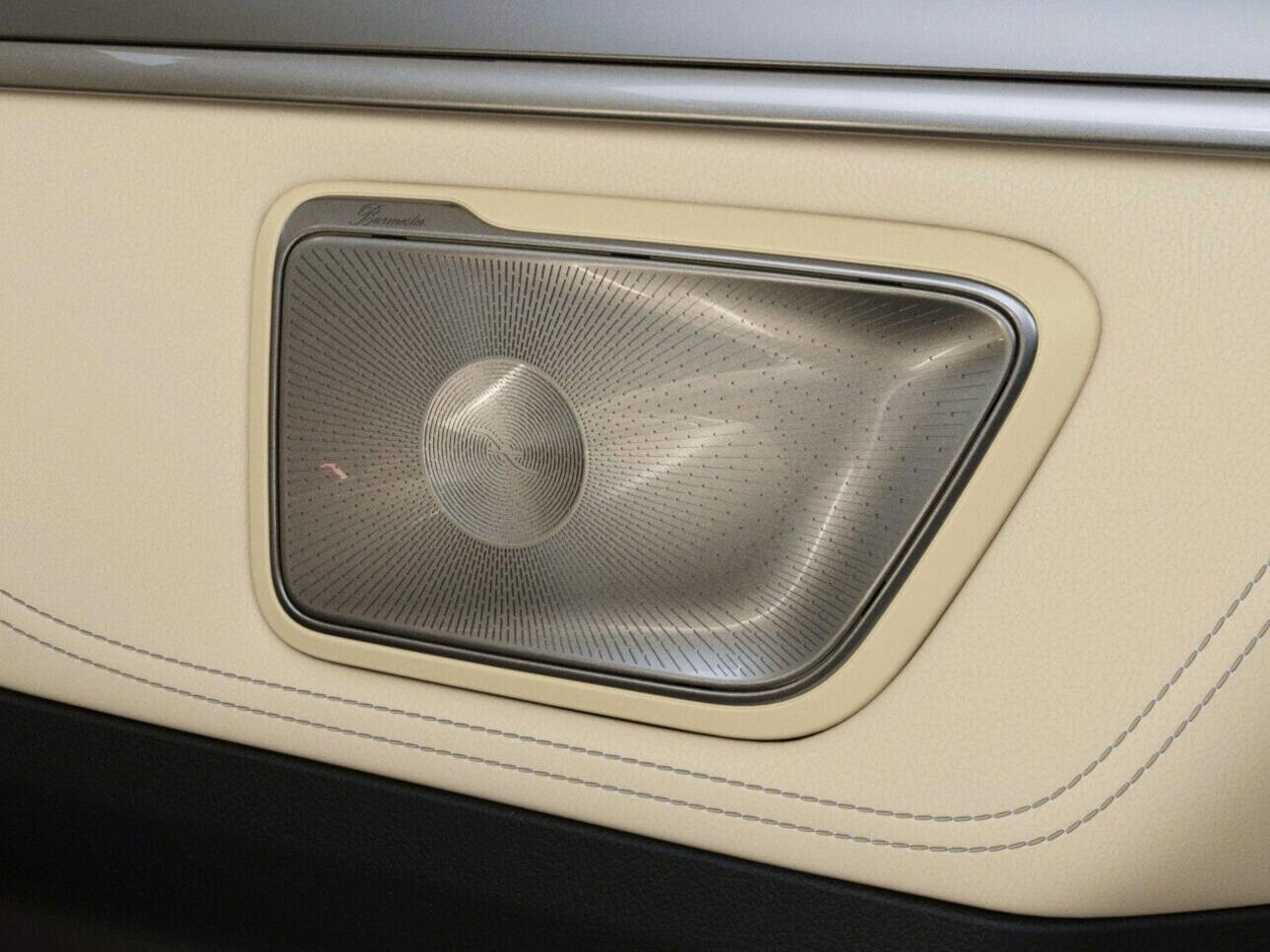 Le système de sonorisation Burmester® de la Mercedes-Benz Classe V.
