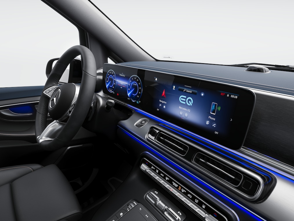 Profitez d'une excellente visibilité avec les phares MULTIBEAM LED avec assistant de feux de route PLUS, que ce soit sur les autoroutes, les routes secondaires ou dans la circulation urbaine.