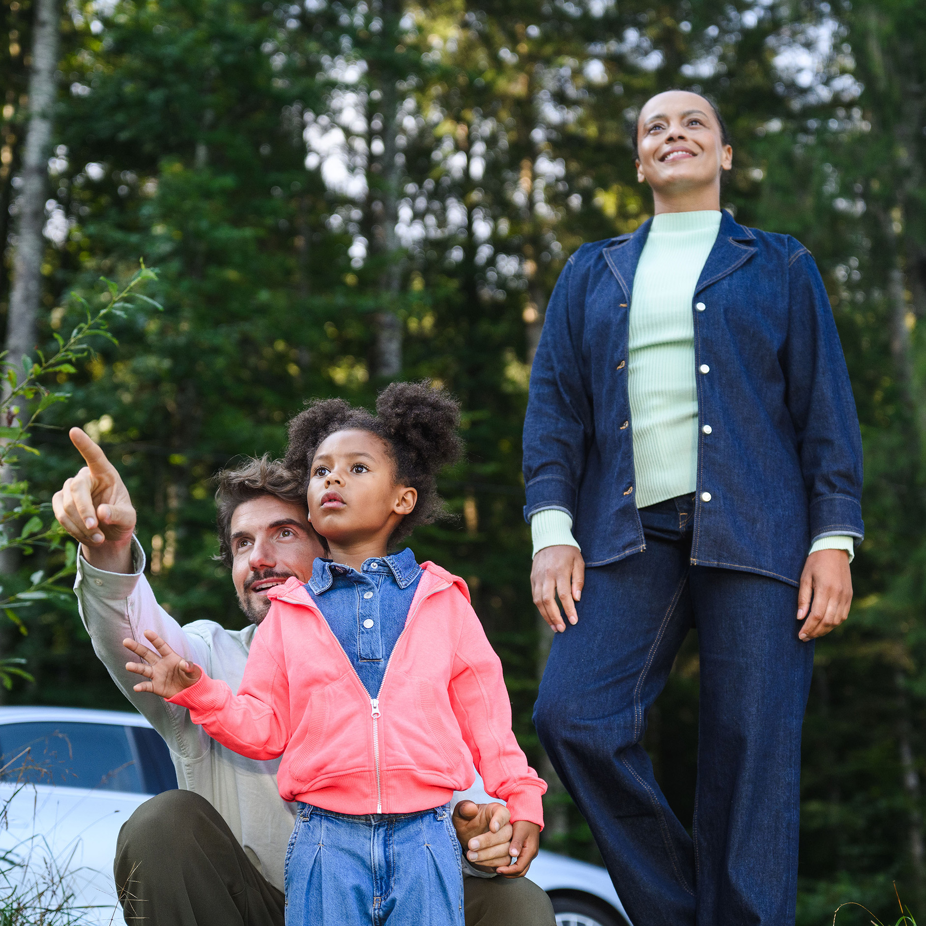 Mercedes-Benz EQC Image d'une femme et d'unenfant avec un Mercedes Benz EQC