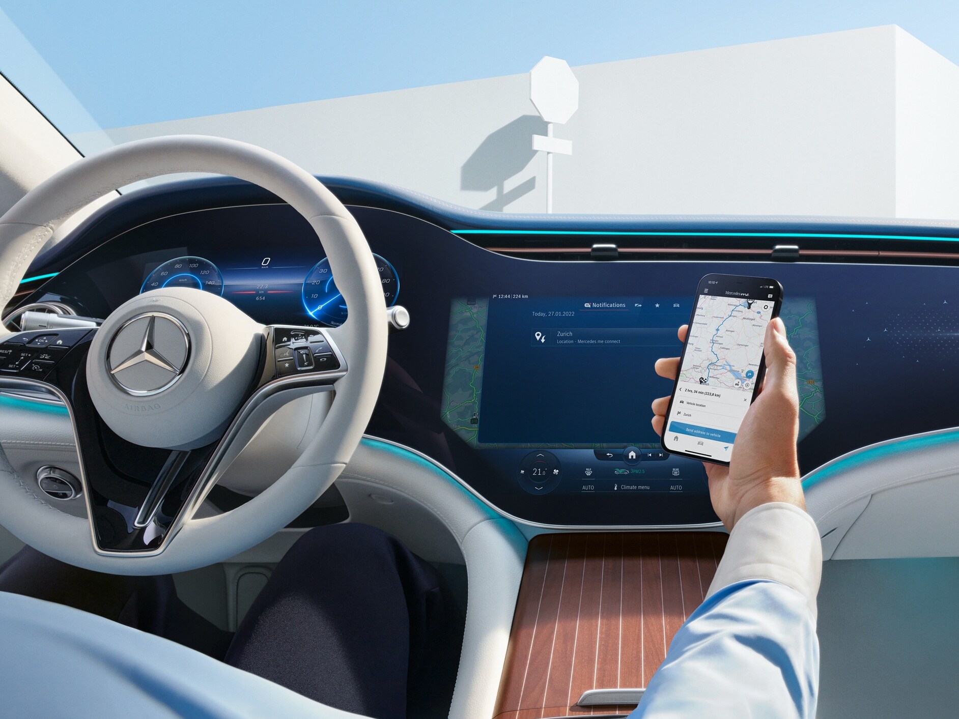 Transfère d’itinéraire sur l’Hyper-écran MBUX d'une Mercedes-Benz.
