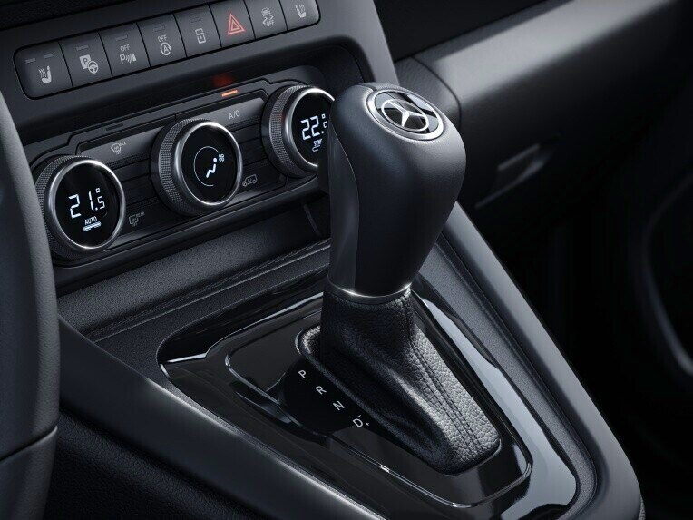 Le levier sélecteur de la boîte automatique à 7 rapports du Mercedes-Benz Citan fourgon.