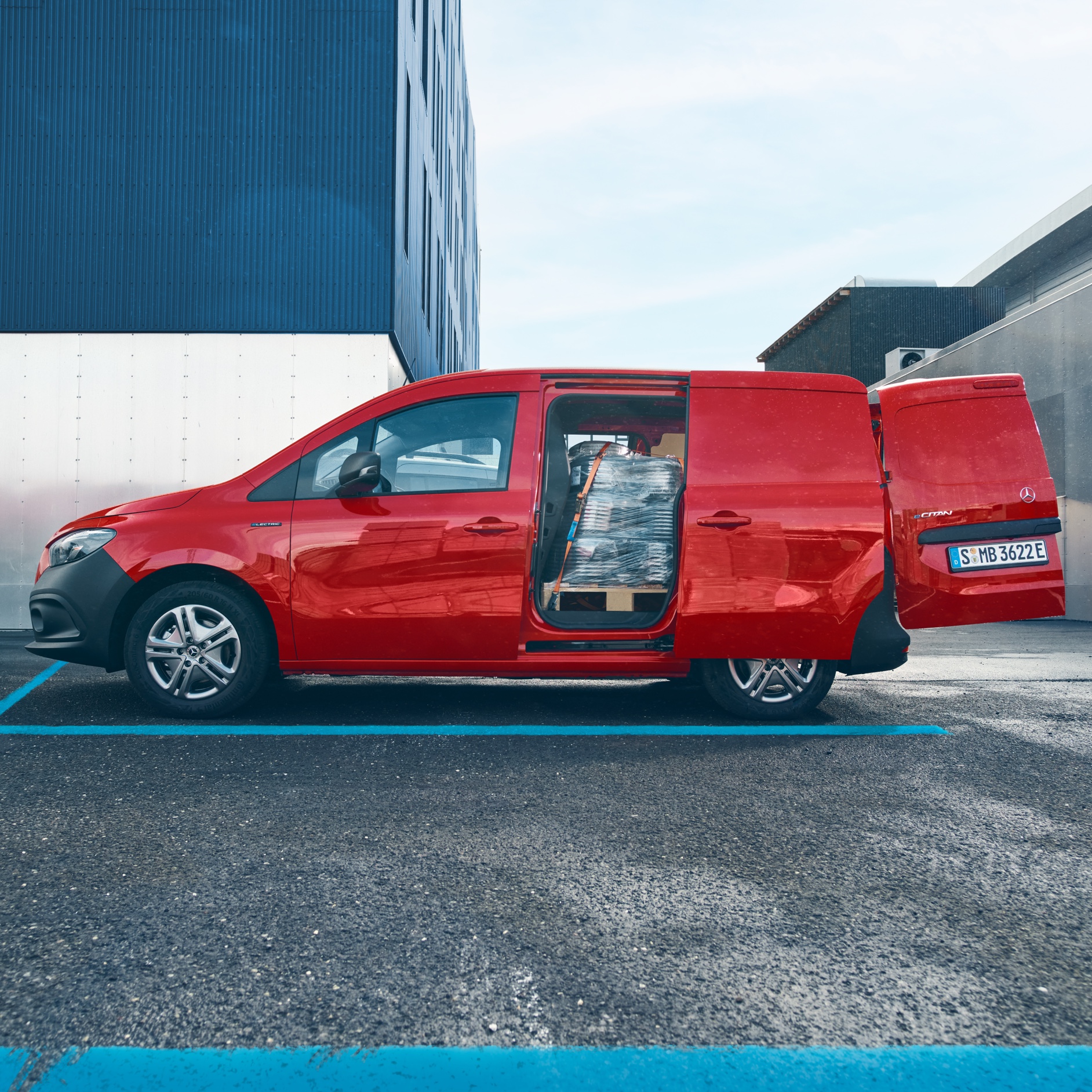 eCitan fourgon | Mercedes-Benz Le Mercedes-Benz eCitan fourgon est un utilitaire léger de petite taille.