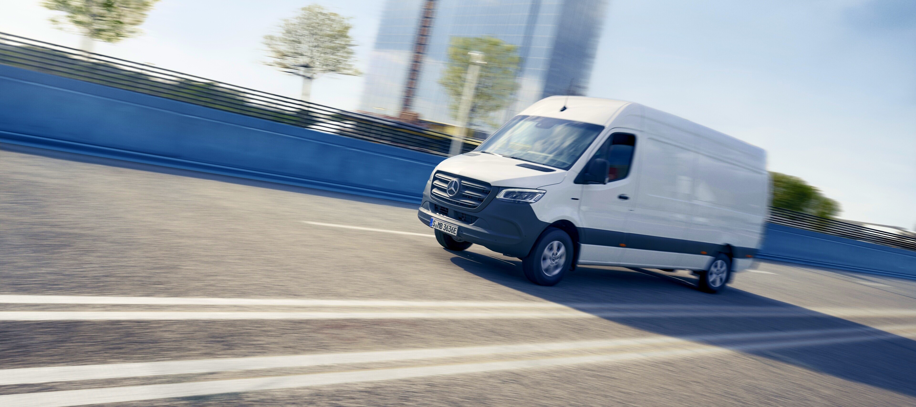 Leasing & Financement | Sprinter Fourgon | Utilitaires légers Mercedes-Benz Acheter, financer ou louer un Sprinter Fourgon : nos meilleures offres autour du Sprinter Fourgon.