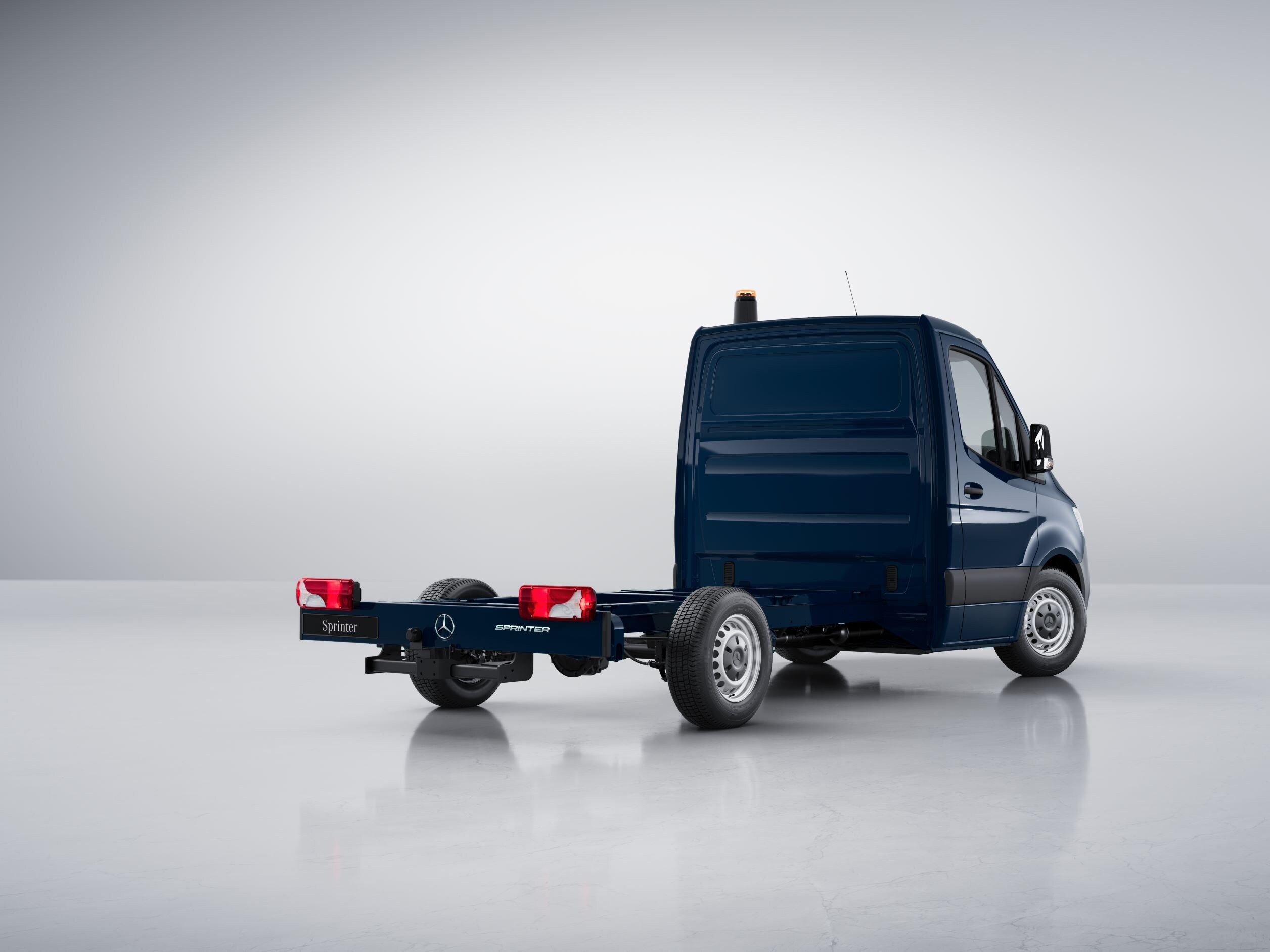 Le Mercedes-Benz Sprinter châssis-cabine.