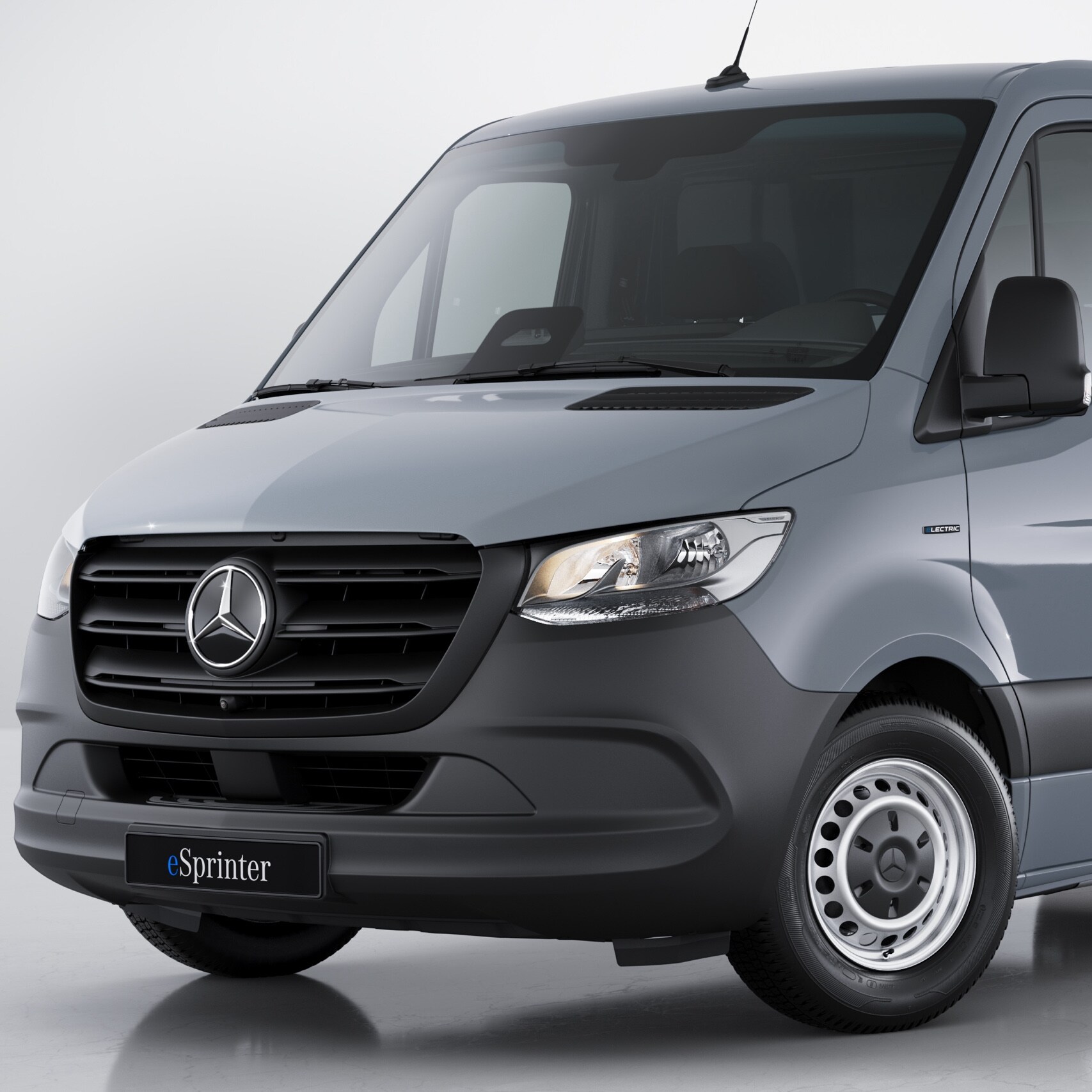 Vue avant de l’utilitaire électrique Mercedes-Benz eSprinter châssis-cabine.