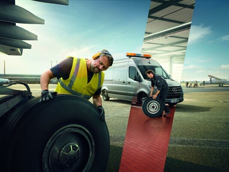 Avec l’option leasing + entretien, vous combinez l’utilisation du véhicule avec un Pack Service de Mercedes-Benz.