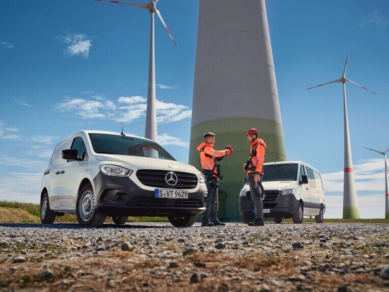 Découvrez la solution Mercedes-Benz ServiceCare qui répond le mieux à vos besoins.