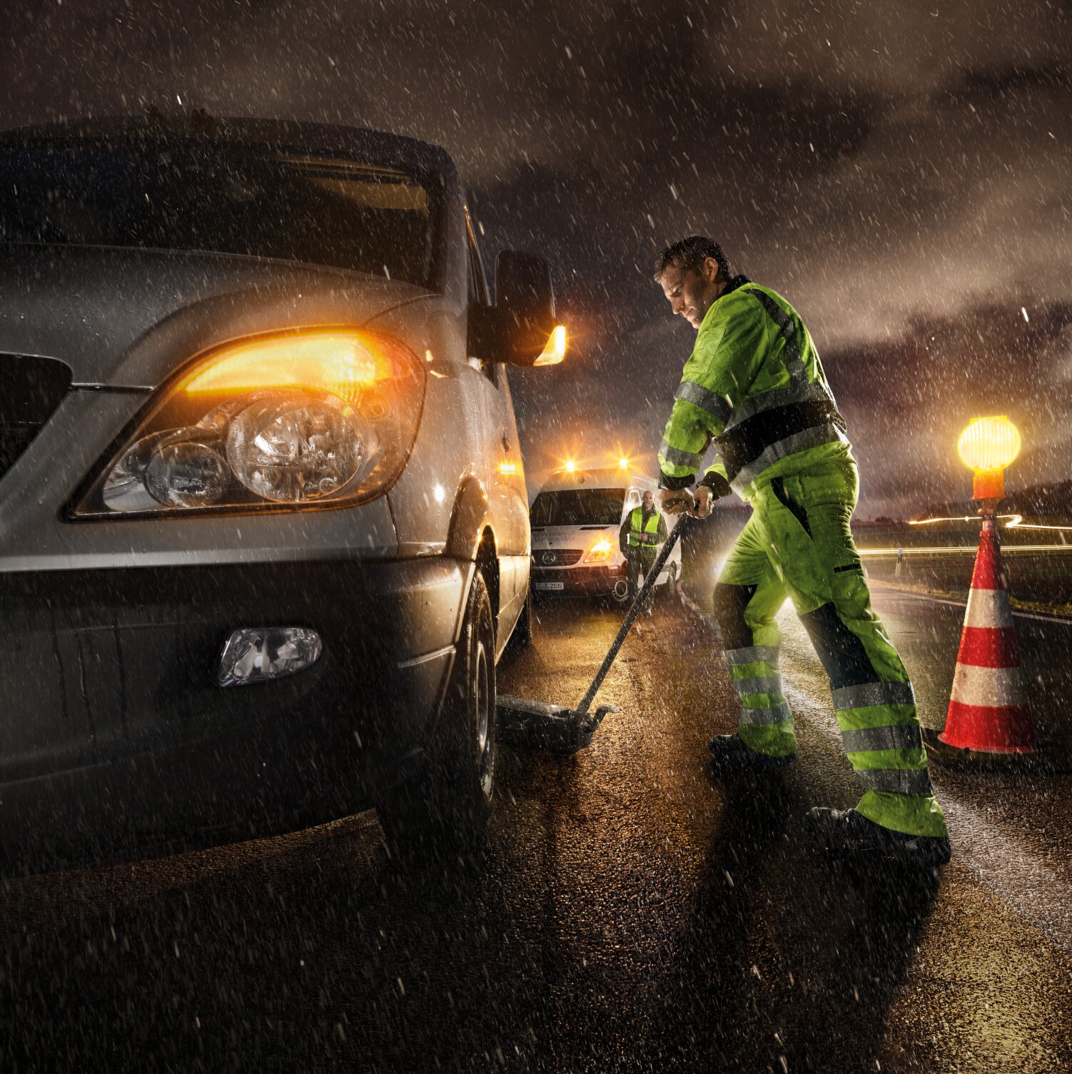 Mercedes-Benz Service 24h