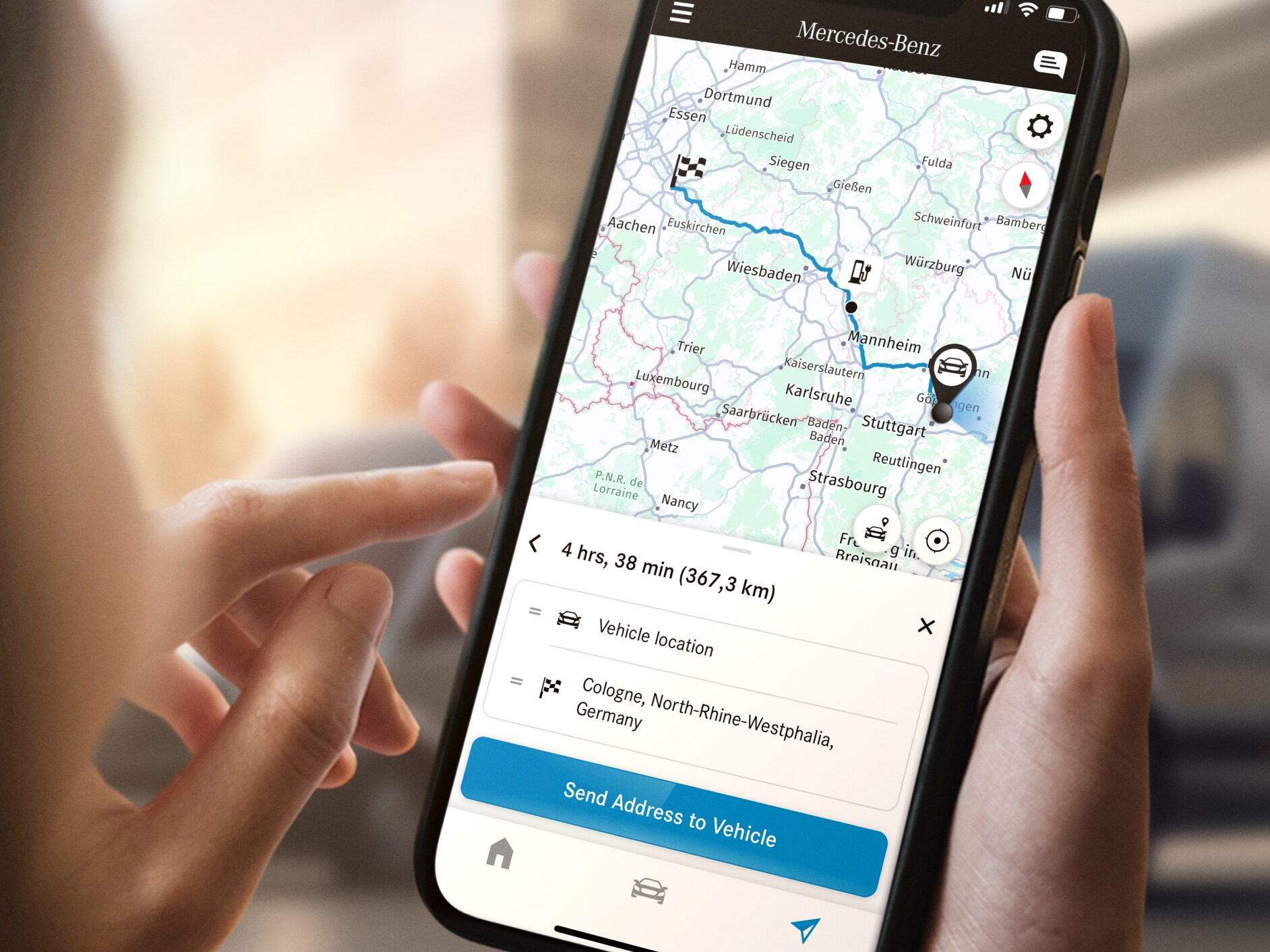 The Navigation with Electric Intelligence function from Mercedes-Benz on a smartphone.