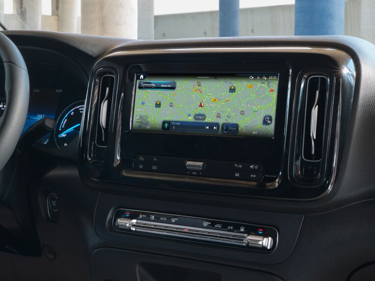 La Carte météorologique de Mercedes-Benz dans le système multimédia MBUX dans le Mercedes-Benz eVito.